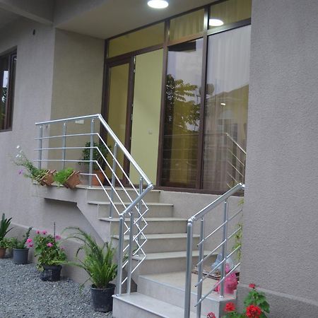 Lia Guest House Kobuleti Exterior foto
